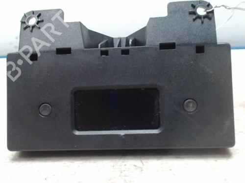 Used Display monitor PEUGEOT 206 Hatchback (2A/C) 1.6 i (89 hp) 31239205