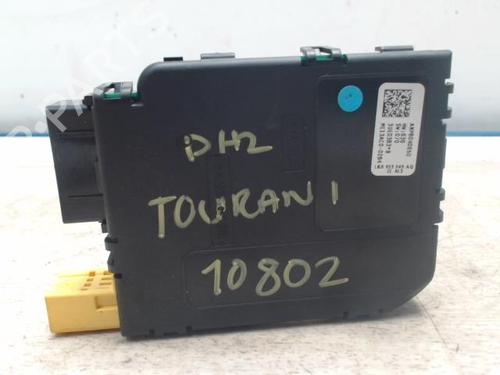Used Control unit VW TOURAN (1T1, 1T2) 2.0 TDI 16V (140 hp) 31220863
