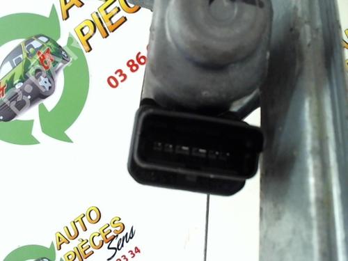 Right front window switch RENAULT SCÉNIC II (JM0/1_) 1.5 dCi (JM1E, JM16) | BP25401375I26 