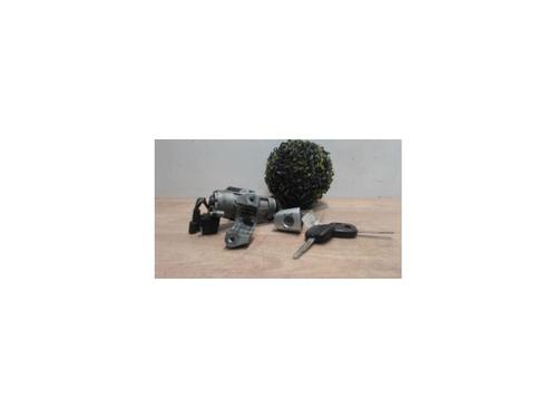 Used Ignition barrel TOYOTA COROLLA (_E12_) 1.6 VVT-i (ZZE121_, ZZE121R) (110 hp) 25412752