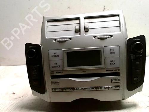 Used Radio TOYOTA YARIS (_P9_) 1.4 D-4D (NLP90_, NLP90R) (90 hp) 25425211