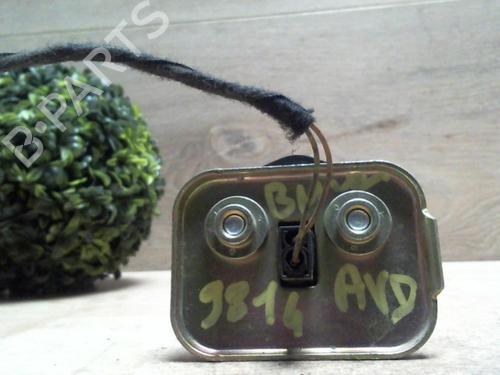 Serrure avant droite BMW 3 Compact (E36) 318 ti (140 hp) 31235300