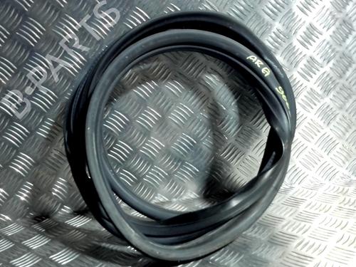 Used Rubber door seal ALFA ROMEO 159 (939_) 1.9 JTDM 16V (939AXC1B, 939AXC12) (150 hp) 31221607