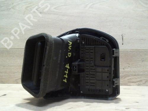 Used Air vent CITROËN C4 Grand Picasso I (UA_) 2.0 i 16V (140 hp) 25384309