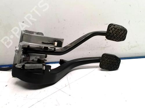 Used Pedal BMW 3 Touring (E91) 318 d (122 hp) 31222585