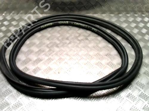 Used Rubber door seal Rubber door seal RENAULT CAPTUR I (J5_, H5_) 0.9 TCe 90 (90 hp) 33737195 33737195