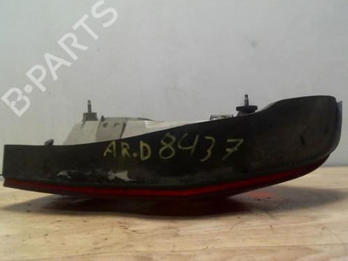 Feu arrière droit OPEL ZAFIRA A MPV (T98) 2.0 DTI 16V (F75) (101 hp) 31234954