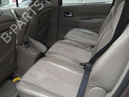 Fuse box RENAULT GRAND SCÉNIC II (JM0/1_) 1.9 dCi (JM0G, JM12, JM1G, JM2C) | BP26926399E1