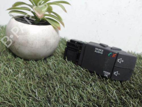 Used Switch RENAULT CLIO IV (BH_) 1.5 dCi 75 (75 hp) 25393786