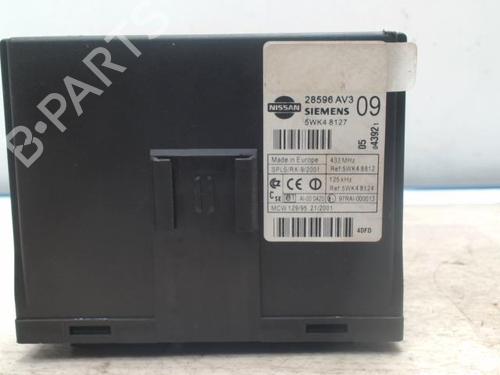 Used Control unit NISSAN PRIMERA Hatchback (P12) 1.9 dCi (116 hp) 25421835