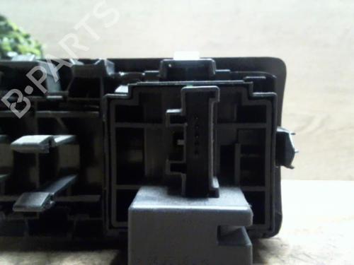 Used Switch RENAULT CLIO III (BR0/1, CR0/1) 1.5 dCi (BR17, CR17) (86 hp) 31229667