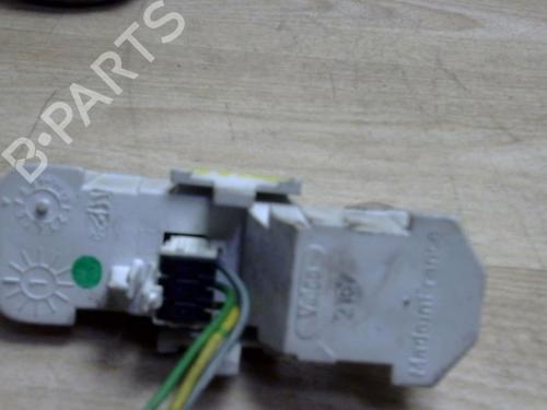 Used Licence plate light Licence plate light CITROËN XM (Y4) 2.1 TD 12V (109 hp) 25414073 25414073