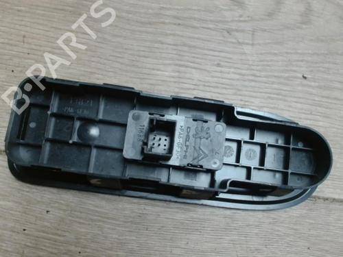 Used Right front window switch PEUGEOT 308 I (4A_, 4C_) 1.6 HDi (114 hp) 31228742
