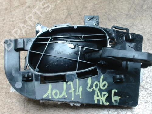Used Rear left interior door handle PEUGEOT 206 Hatchback (2A/C) 1.9 D (69 hp) 31234448