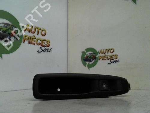 Used Left rear window switch RENAULT CLIO IV (BH_) 1.2 TCe 120 (BHM0) (120 hp) 25400625