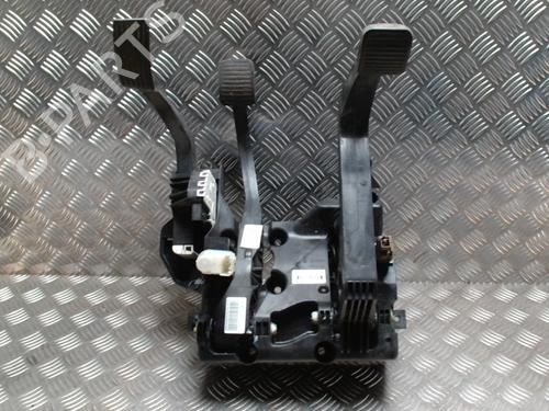 Pedal PEUGEOT BOXER Van 2.2 HDi 110 (110 hp) 30810004