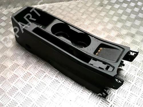 Console centrale RENAULT CLIO V (B7_) 1.5 Blue dCi 85 (B7AG) (86 hp) 31230037