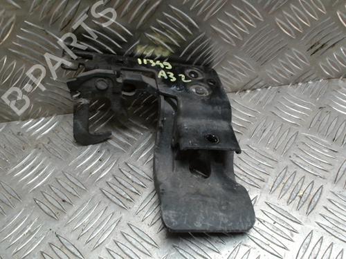 Used Tailgate lock AUDI A3 (8P1) 2.0 TDI 16V (140 hp) 31221689