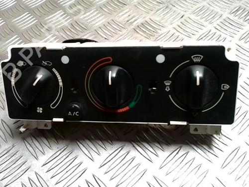 Used Climate control Climate control PEUGEOT 306 Hatchback (7A, 7C, N3, N5) 1.9 D (69 hp) 33818500 33818500