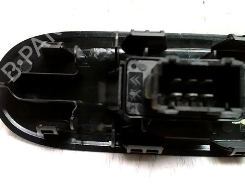 Right front window switch CITROËN C3 II (SC_) 1.4 HDi 70 (SC8HZC, SC8HR0, SC8HP4) | BP25426051I26 
