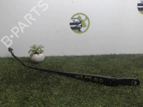 Used Front windshield wiper arm PEUGEOT 208 I (CA_, CC_) 1.6 HDi / BlueHDi 75 (75 hp) 25394517