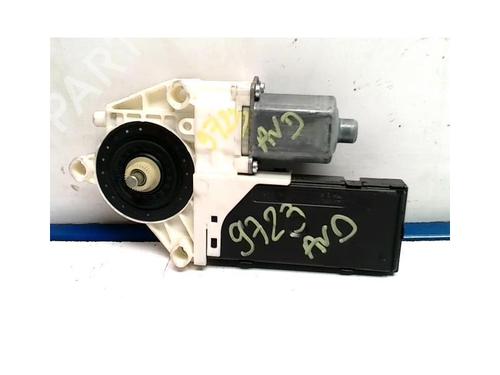 Used Right front window motor RENAULT LAGUNA III (BT0/1) 1.5 dCi (BT00, BT0A, BT0T, BT1J) (110 hp) 25416749