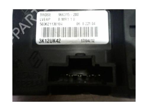 Rudehejsemotor forskærm venstre RENAULT MEGANE III Hatchback (BZ0/1_, B3_) 1.5 dCi (BZ09, BZ0D, BZ1W, BZ29, BZ14) | BP25388321E21 
