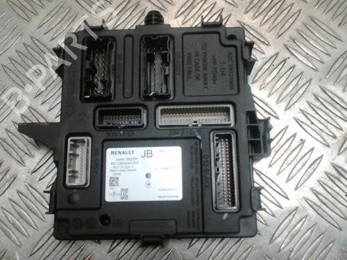 Used Control unit RENAULT CAPTUR II (HF_) TCe 155 (HFMN) (154 hp) 31086419