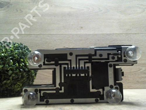 Used Licence plate light RENAULT CLIO I (B/C57_, 5/357_) 1.8 (B/C57C, B/C57U) (88 hp) 31237752