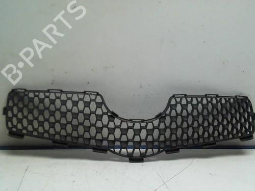 Used Grille TOYOTA YARIS (_P9_) 1.4 D-4D (NLP90_, NLP90R) (90 hp) 25417535