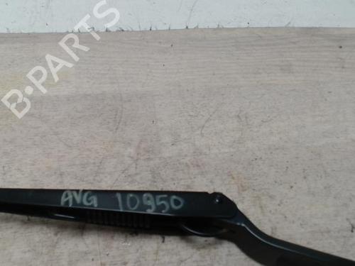 Used Front windshield wiper arm SUZUKI SWIFT IV (FZ, NZ) 1.3 DDiS (AZG413D, ZC02S, ZC92S) (75 hp) 28112211