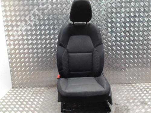 Sæde venstre fortil Sæde venstre fortil RENAULT CAPTUR II (HF_) TCe 90 (HFM6) (91 hp) 33851510 33851510