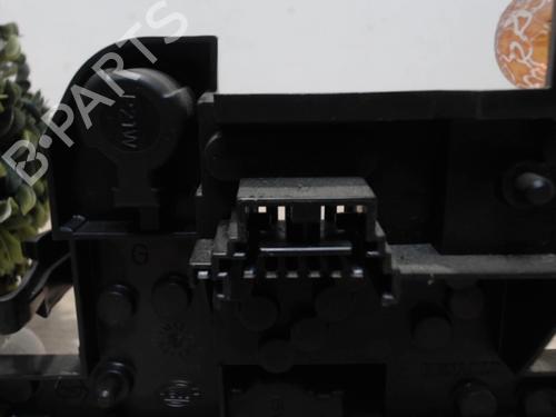 Used Licence plate light RENAULT MEGANE I (BA0/1_) 1.4 16V (BA0D, BA1H, BA0W, BA10) (95 hp) 25412090