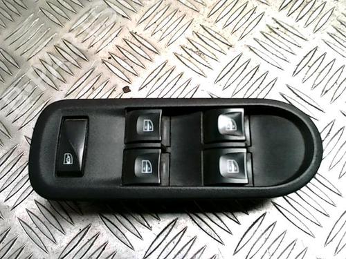 Used Left front window switch DACIA DUSTER (HS_) 1.5 dCi (109 hp) 32660246