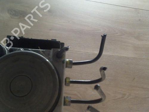 Used ABS pump DACIA LOGAN MCV (KS_) 1.5 dCi (KS0W) (86 hp) 25401721