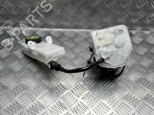 Used Brake master cylinder PEUGEOT 308 I (4A_, 4C_) 1.6 16V (120 hp) 25429344