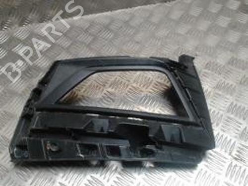 Używane Listwa reflektora VW POLO VI (AW1, BZ1, AE1) 1.0 MPi (80 hp) 30964509