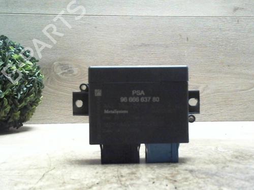 Used Electronic module PEUGEOT 5008 (0U_, 0E_) 1.6 HDi (110 hp) 25415979