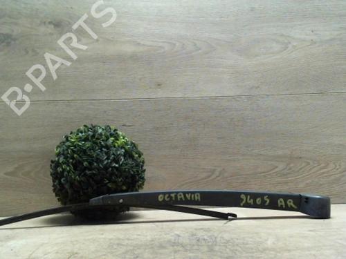 Used Rear windshield wiper arm SKODA OCTAVIA II (1Z3) 1.9 TDI (105 hp) 31232833