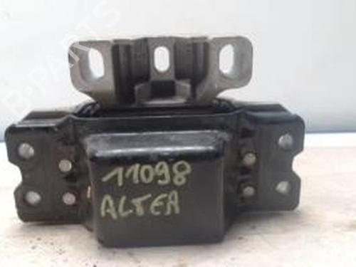Used Engine mount SEAT ALTEA (5P1) 1.9 TDI (105 hp) 28183684