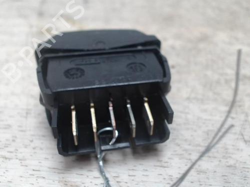Used Left front window switch CITROËN XSARA PICASSO (N68) 1.6 HDi (90 hp) 28105668
