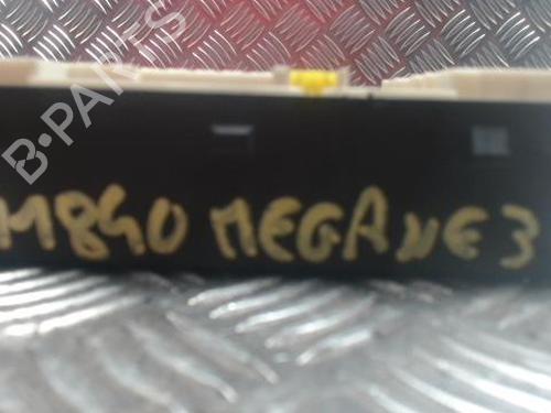 Fuse box RENAULT MEGANE III Coupe (DZ0/1_) 1.5 dCi (DZ0A) | BP26164186E1