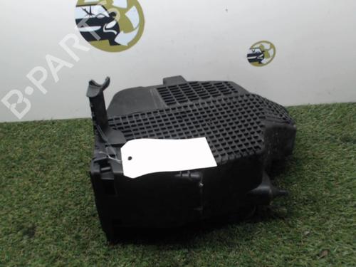 Used Air filter box Air filter box RENAULT CLIO IV (BH_) 1.5 dCi 90 (90 hp) 33683727 33683727