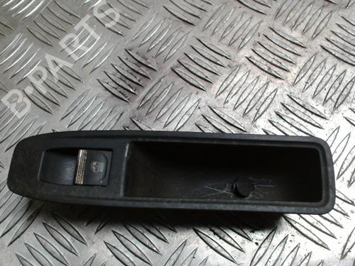 Used Left rear window switch Left rear window switch RENAULT CAPTUR II (HF_) E-TECH 145 (HFMU) (143 hp) 34724240 34724240
