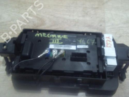 Used Display monitor RENAULT MEGANE III Coupe (DZ0/1_) 1.5 dCi (DZ09, DZ0D, DZ1F, DZ1G, DZ14, DZ29) (110 hp) 25409523