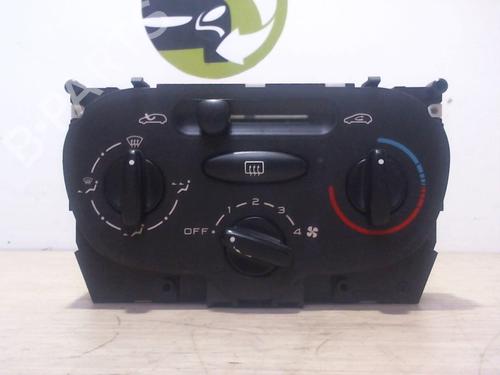 Used Climate control PEUGEOT 206 Hatchback (2A/C) 1.4 i (75 hp) 25389447
