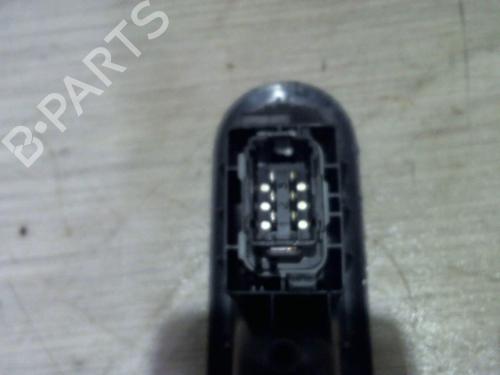 Used Right rear window switch RENAULT MODUS / GRAND MODUS (F/JP0_) 1.5 dCi (FP0D, JP0D) (82 hp) 25388339
