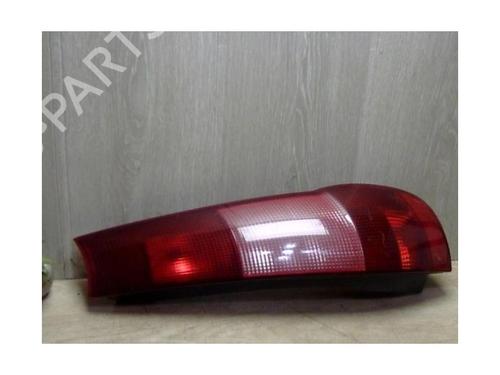 Right taillight FIAT PUNTO (176_) 1.4 GT Turbo (176AS_) | BP25414046C35 