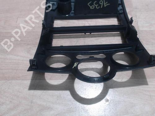 Used Hub cap RENAULT MEGANE II (BM0/1_, CM0/1_) 1.5 dCi (BM02, BM13, BM2A, CM02, CM13) (101 hp) 25412483