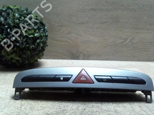 Warning switch PEUGEOT 308 I (4A_, 4C_) 1.6 HDi | BP31228777I22